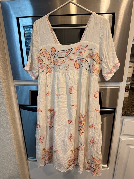 Reba Dresses & Skirts - Reba Dress